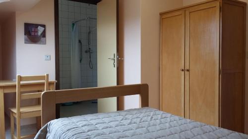 Imagen de la habitación del Hotel Chaityfontaine. Foto 18