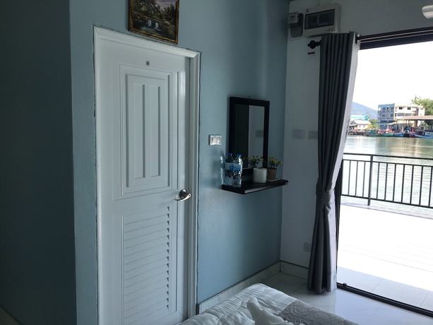 Imagen de la habitación del Hotel Chaiyai River Front. Foto 12