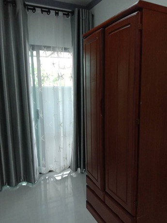 Imagen de los interiores del Hotel Chaiyai River Front. Foto 18