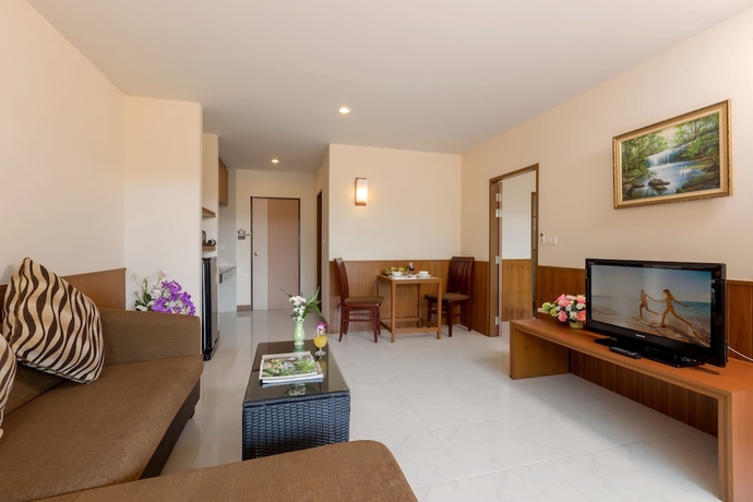 Imagen de la habitación del Hotel Chaiyapruek Suites. Foto 3