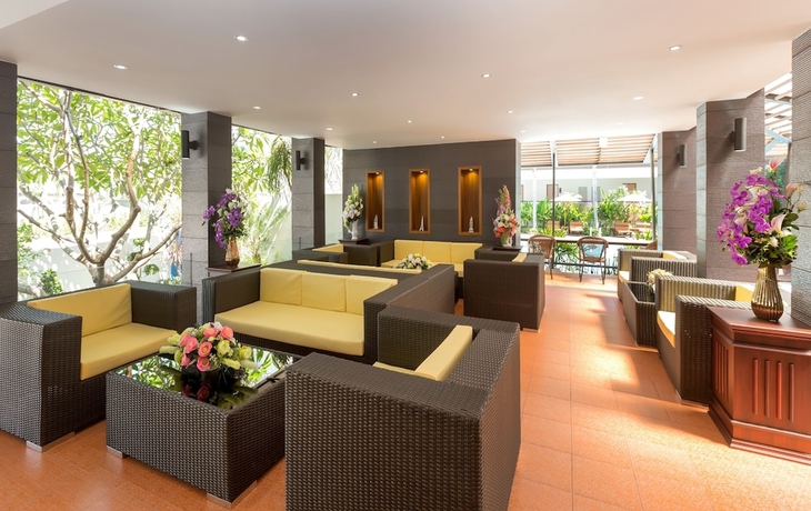 Imagen de los interiores del Hotel Chaiyapruek Suites. Foto 18