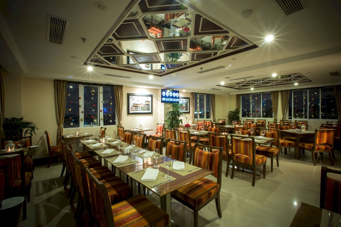 Imagen del bar/restaurante del Hotel Chalcedony. Foto 2