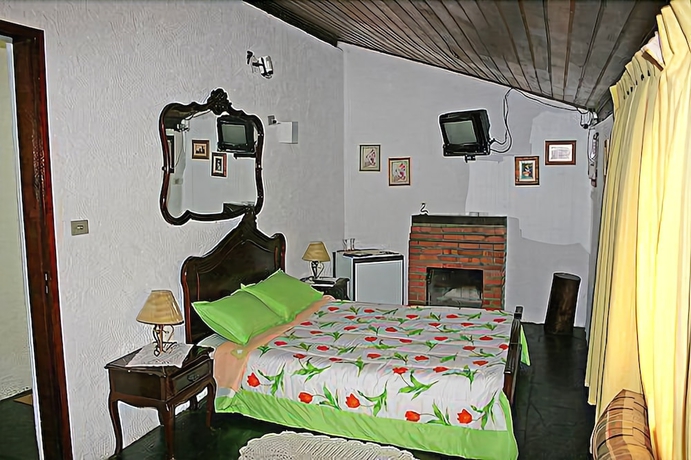 Imagen de la habitación del Hotel Chal&eacute; Da Montanha. Foto 8