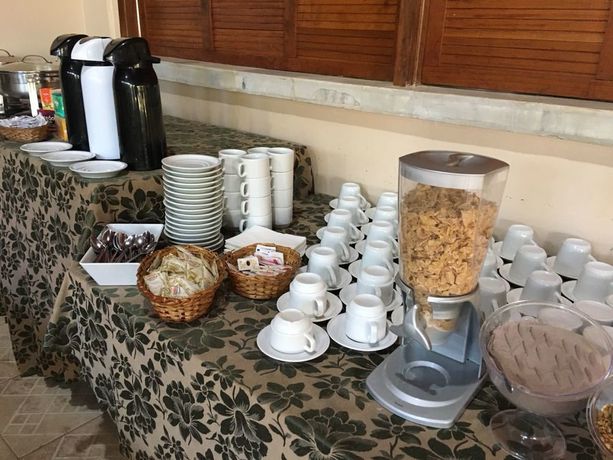 Imagen de la piscina del Hotel Chal&eacute;s Do Thermas &Aacute;guas De Lindoia. Foto 9