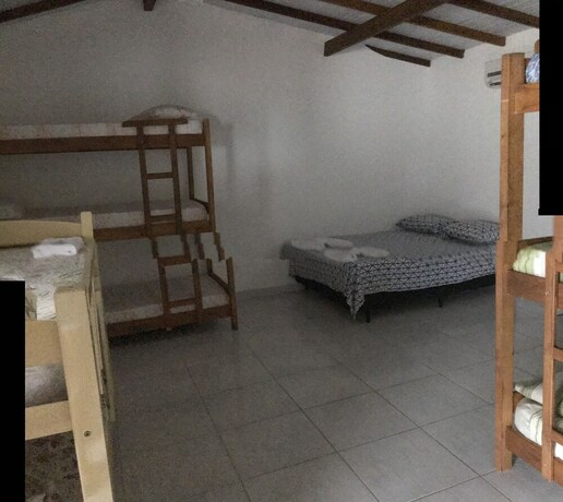 Imagen de la habitación del Hotel Chal&eacute;s Porto Seguro. Foto 12