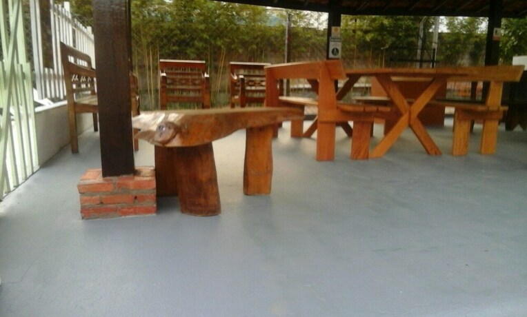 Imagen de los exteriores del Hotel Chal&eacute;s San Marino. Foto 23
