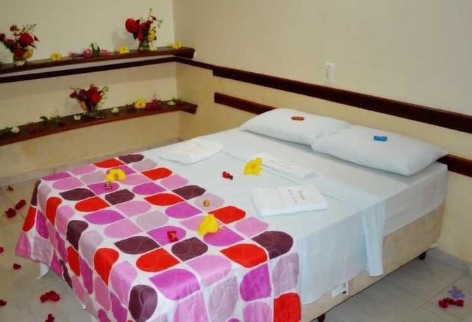 Imagen general del Hotel Chalés Suítes Pé na Areia - Praia de Guaibim - Bahia. Foto 8