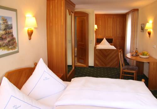 Imagen de la habitación del Hotel Chal&eacute;t Zum Kurf&uuml;rst. Foto 9