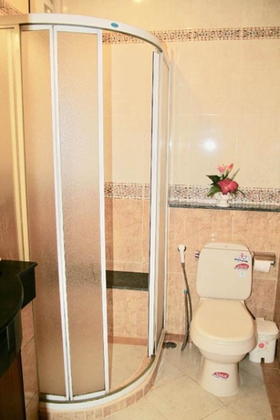 Imagen de la habitación del Hotel Chaleelay. Foto 2