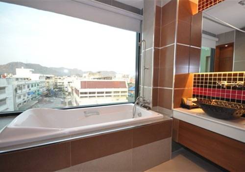 Imagen de la habitación del Hotel Chalelarn. Foto 7