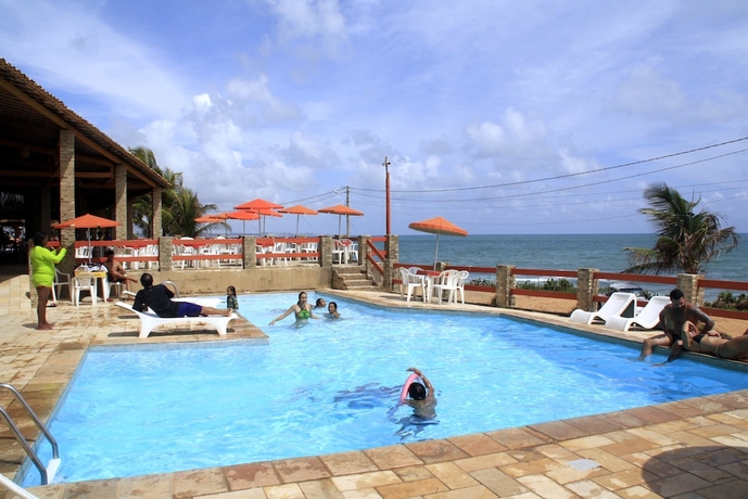 Imagen de la piscina del Hotel Chalemar Pousada. Foto 12