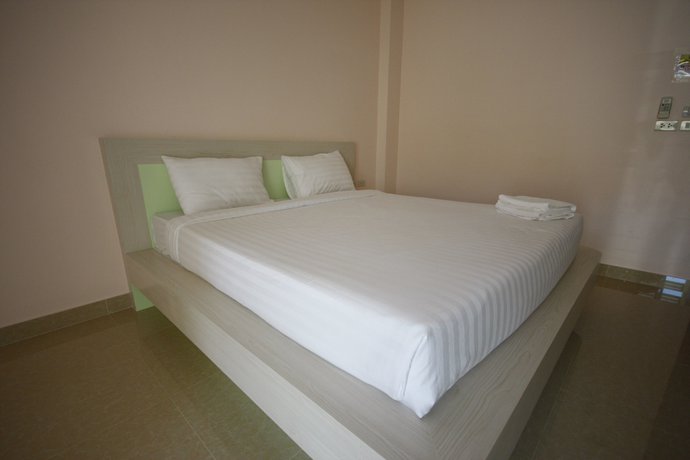 Imagen de la habitación del Hotel Chalerm Lak Mansion. Foto 15