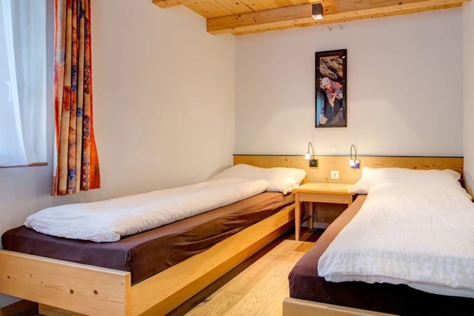 Imagen de la habitación del Hotel Chalet Abacus. Foto 9