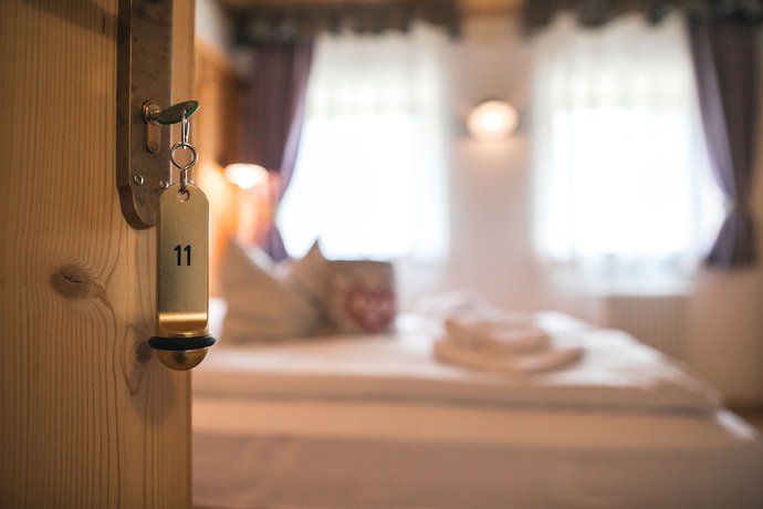 Imagen de la habitación del Hotel Chalet Alpenrose Bio Wellness Naturhotel. Foto 17