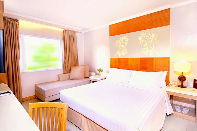 Imagen de la habitación del Hotel Chalet Baguio. Foto 16