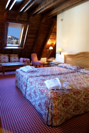 Imagen de la habitación del Hotel Chalet Bassibe. Foto 6