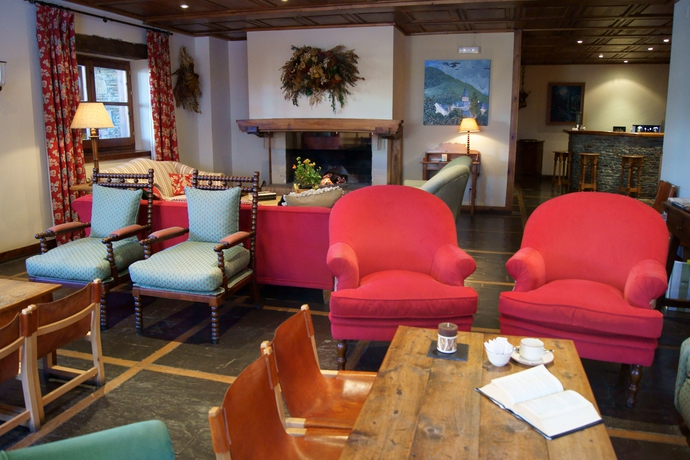 Imagen de los interiores del Hotel Chalet Bassibe. Foto 9