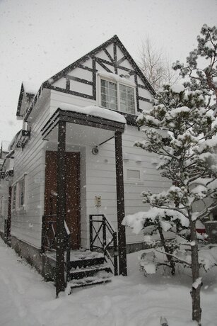 Imagen general del Hotel Chalet Burlap Furanui. Foto 3
