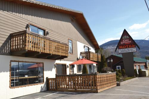 Imagen general del Hotel Chalet Continental Motel. Foto 4