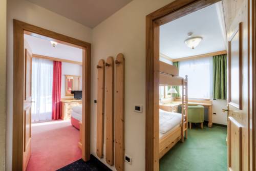 Imagen de la habitación del Hotel Chalet Corso. Foto 8