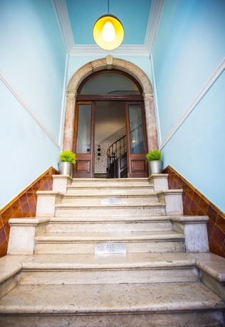 Imagen de los interiores del Hotel Chalet D Ávila Guest House. Foto 12