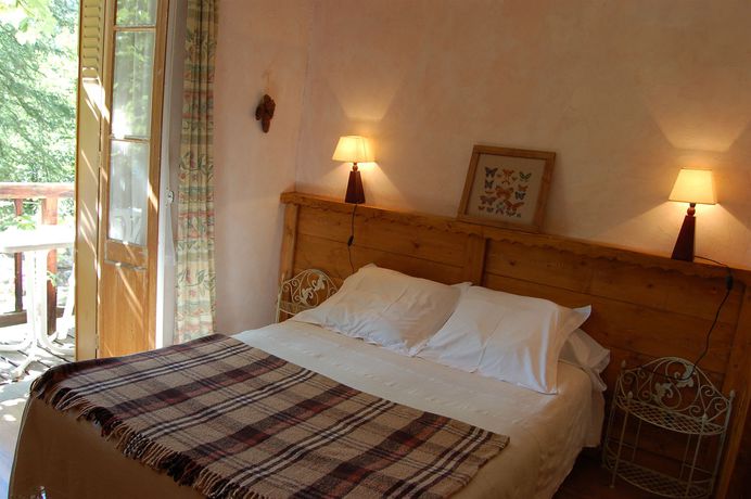 Imagen del bar/restaurante del Hotel Chalet D'ailefroide. Foto 2