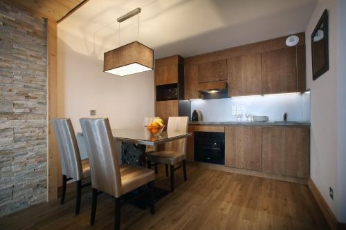 Imagen de la habitación del Hotel Chalet Des Neiges R&eacute;sidence Daria-i Nor. Foto 7