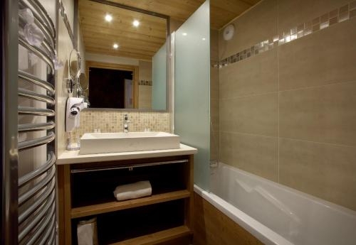 Imagen de la habitación del Hotel Chalet Des Neiges R&eacute;sidence Daria-i Nor. Foto 10