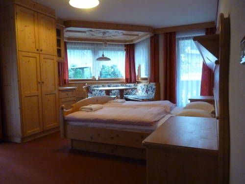 Imagen de la habitación del Hotel Chalet Diamant. Foto 2