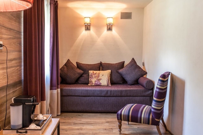 Imagen de la habitación del Hotel Chalet Eden. Foto 14