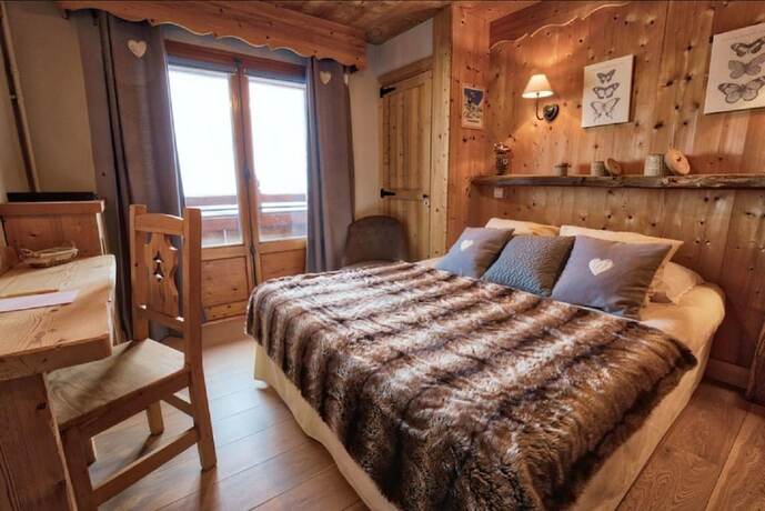 Imagen de la habitación del Hotel Chalet H&ocirc;tel du Mont Charvin. Foto 11