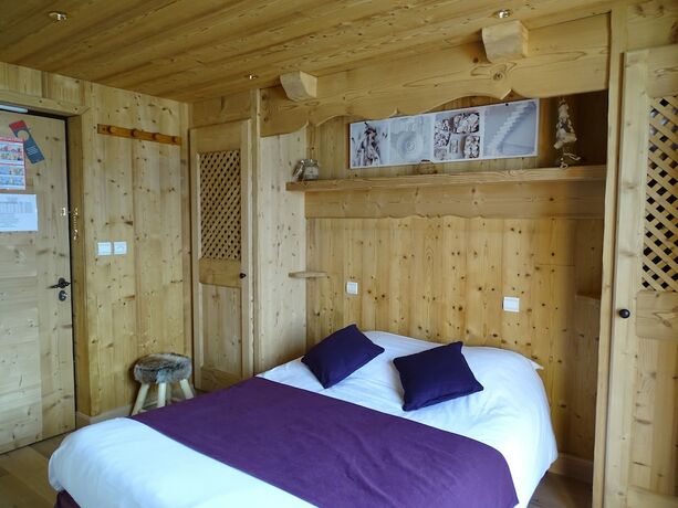 Imagen de la habitación del Hotel Chalet H&ocirc;tel du Mont Charvin. Foto 14