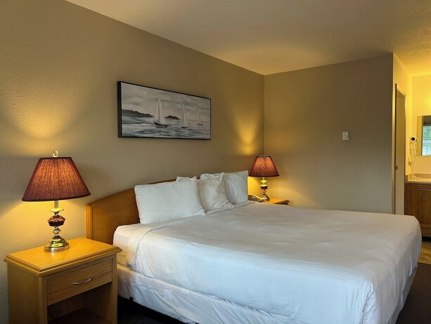 Imagen de la habitación del Hotel Chalet Inn, Kitimat. Foto 20