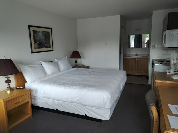 Imagen de la habitación del Hotel Chalet Inn, Kitimat. Foto 21