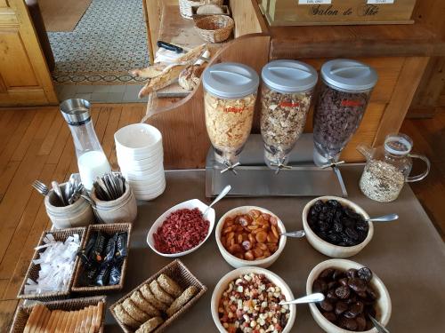 Imagen de la habitación del Hotel Chalet L'&Eacute;crin de Meg&egrave;ve. Foto 9