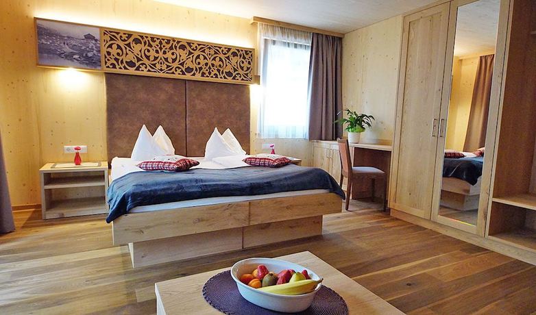 Imagen de la habitación del Hotel Chalet La Palsa. Foto 14