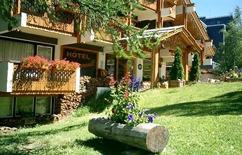 Imagen de los interiores del Hotel Chalet L'ecureuil. Foto 15