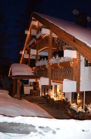 Imagen de los exteriores del Hotel Chalet L'ecureuil. Foto 13