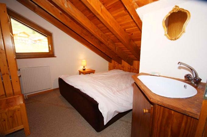 Imagen de la habitación del Hotel Chalet Les Rhodos 7. Foto 5