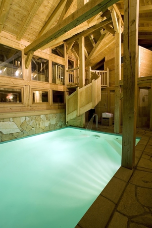 Imagen de la piscina del Hotel Chalet Les Saytels, BW Signature Collection. Foto 14