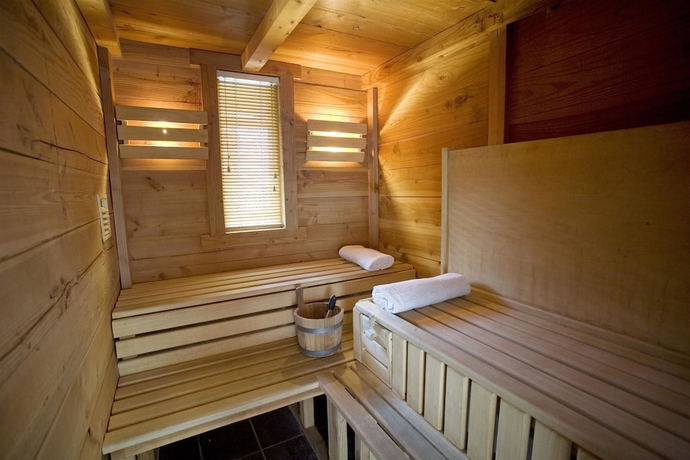 Imagen de la piscina del Hotel Chalet Les Saytels, BW Signature Collection. Foto 16
