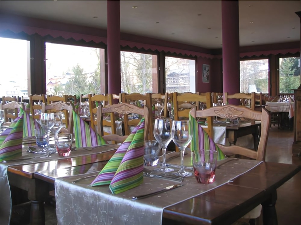 Imagen del bar/restaurante del Hotel Chalet Liberty Mont-blanc. Foto 6