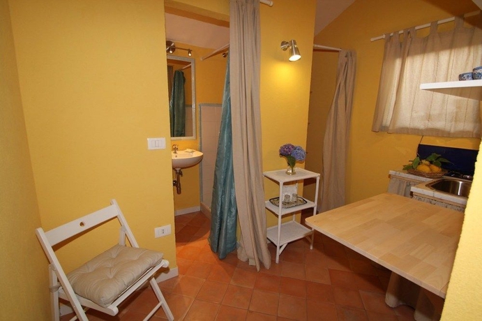 Imagen de la habitación del Hotel Chalet Lidia. Foto 4