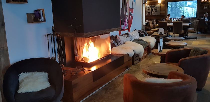 Imagen de los interiores del Hotel Chalet Marano Restaurant and Spa. Foto 13