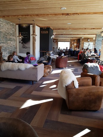 Imagen del bar/restaurante del Hotel Chalet Marano Restaurant and Spa. Foto 5