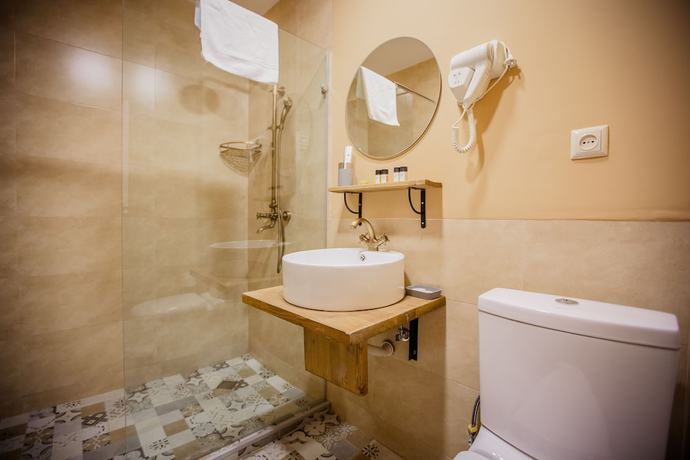 Imagen de la habitación del Hotel Chalet Mestia. Foto 11