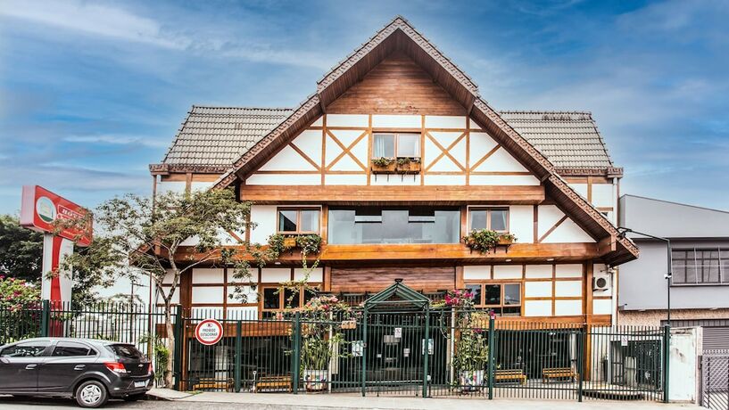 Imagen general del Hotel Chalet Monet - Granja Vianna. Foto 6