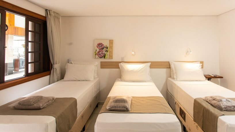 Imagen de la habitación del Hotel Chalet Monet - Granja Vianna. Foto 15