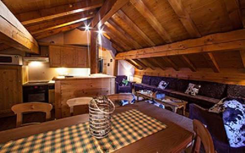 Imagen de la habitación del Hotel Chalet Montana Planton. Foto 2