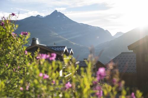 Imagen de los exteriores del Hotel Chalet Montana Planton. Foto 5